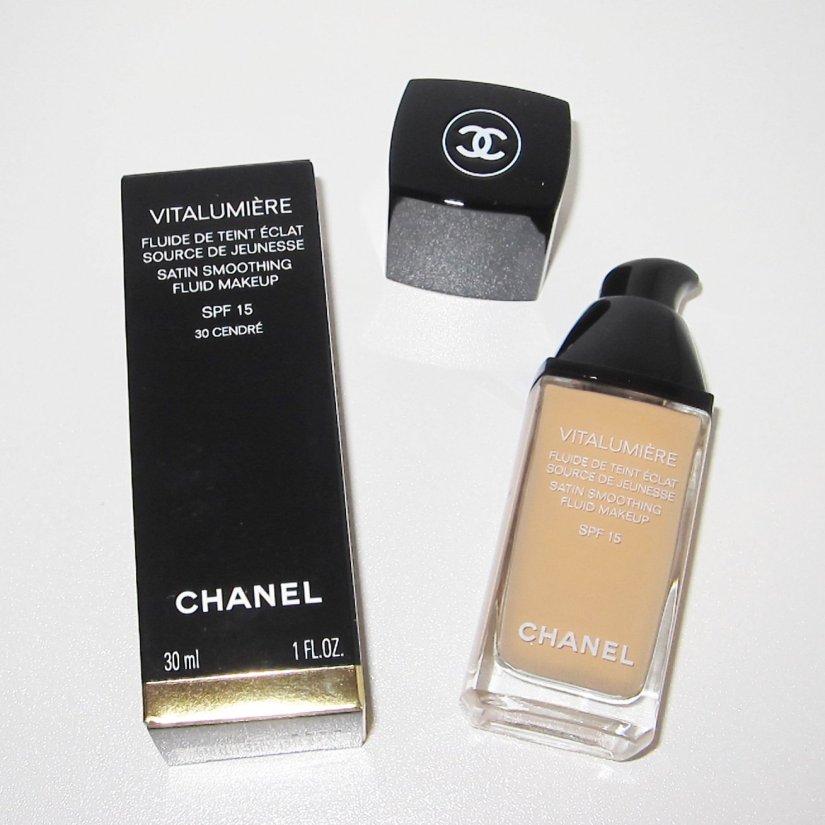 Chanel Vitalumière Foundation review – S.fashion_beauty